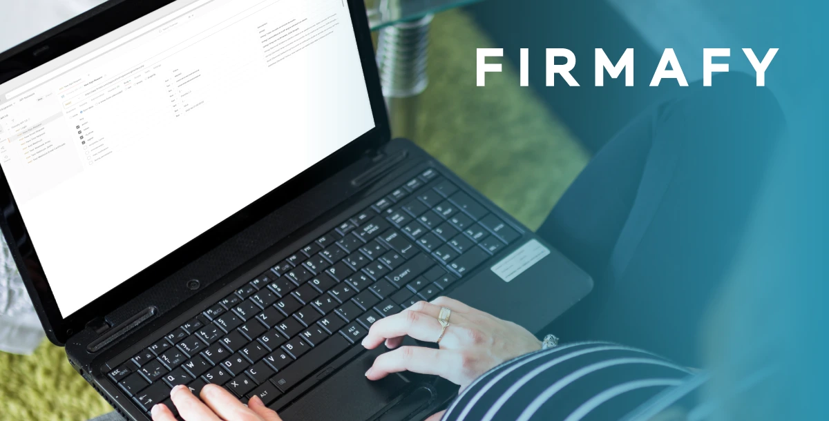 firmafy-integracion-saas-rrhh Mockup de integración de Firmafy en plataforma SaaS de<br />
recursos humanos para automatizar firmas de contratos